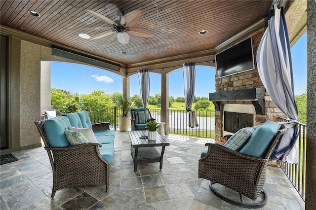 8075 Green Glades Ct, Parkville, MO 64152 - photo 59