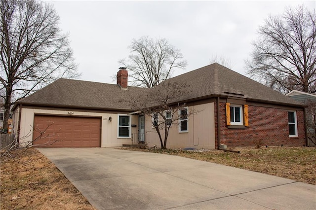 view of front of house with a garage