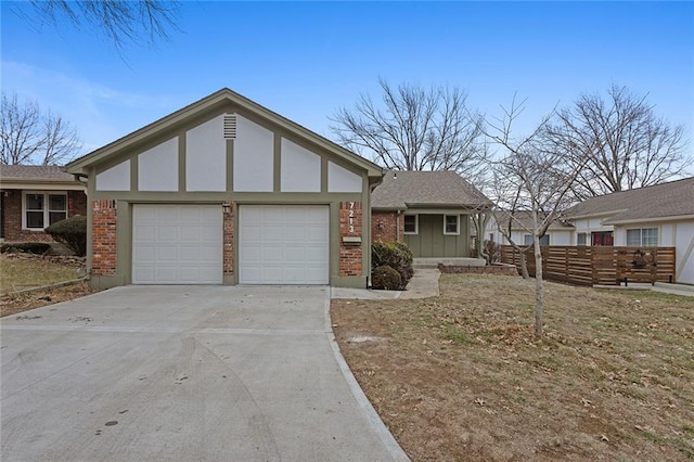 view of front facade featuring a garage