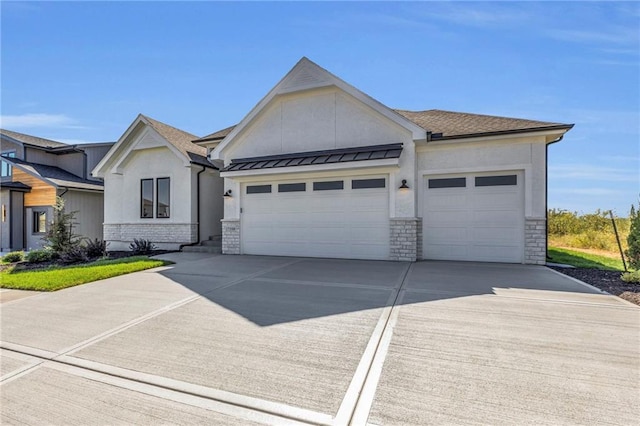 view of front facade with a garage