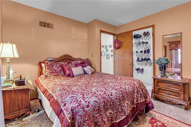 bedroom featuring carpet floors