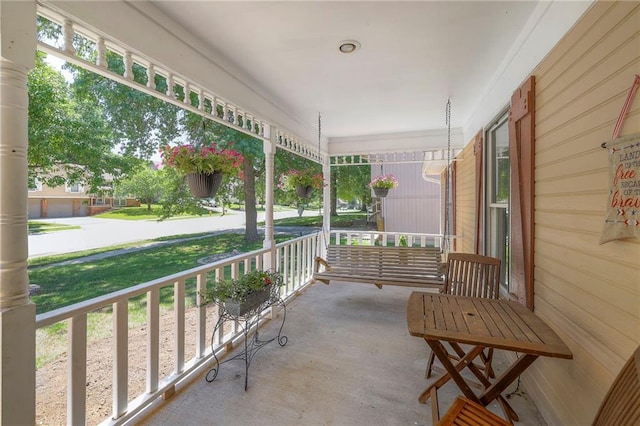 3812 SW Windemere Dr, Lees Summit, MO 64082 - view of covered porch