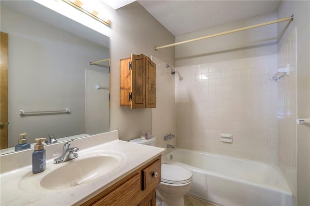 3812 SW Windemere Dr, Lees Summit, MO 64082 - full bathroom featuring  shower combination and vanity