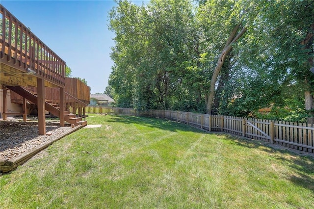 3812 SW Windemere Dr, Lees Summit, MO 64082 - fenced backyard featuring stairs