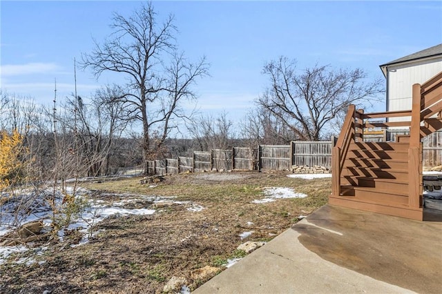 view of yard featuring fence