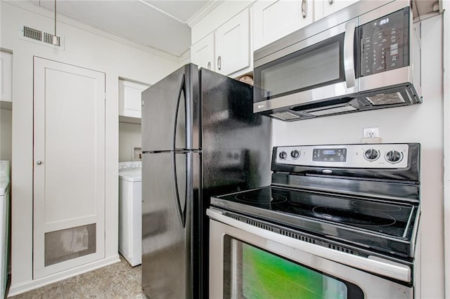 kitchen with visible vents, washer / clothes dryer, ornamental molding, appliances with stainless steel finishes, and white cabinetry