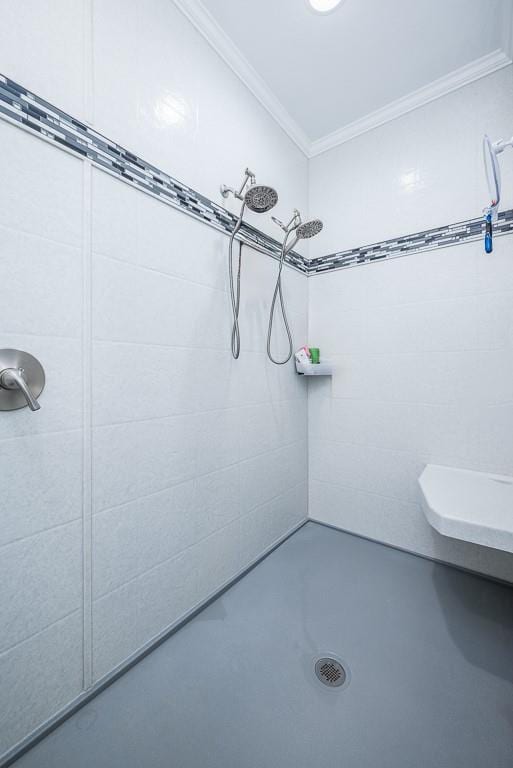 22330 Mclouth Rd, Mclouth, KS 66054 - bathroom with ornamental molding and a tile shower