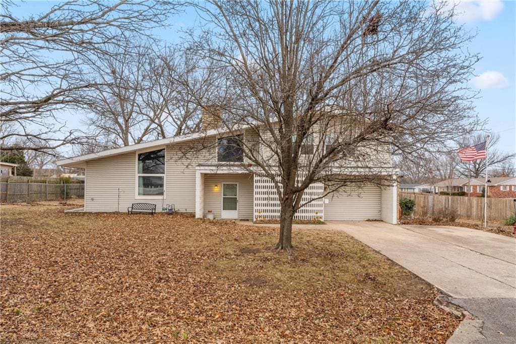 2125 N 8th St, Independence, KS 67301 - view of front of house
