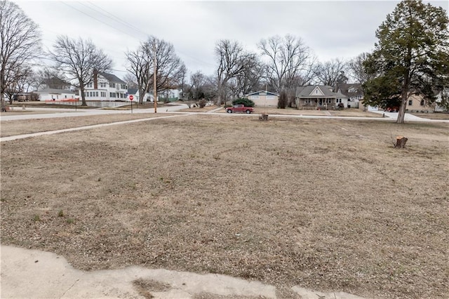 view of yard with a residential view