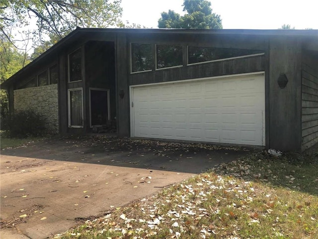 11425 45th Hwy N, Platte City, MO 64079 - view of front facade featuring a garage