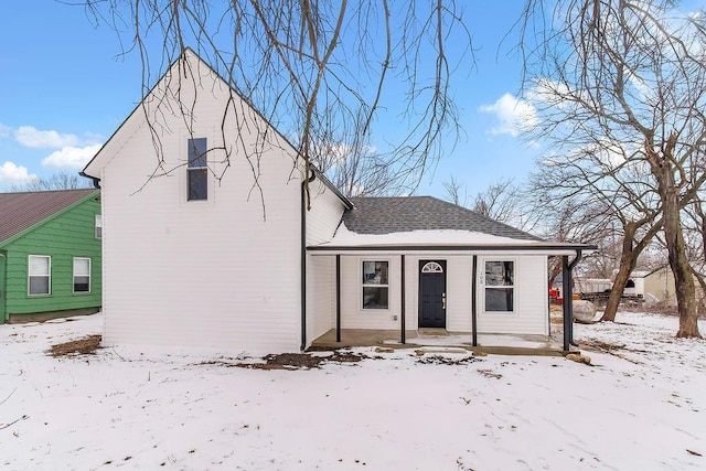 view of front of house featuring a porch