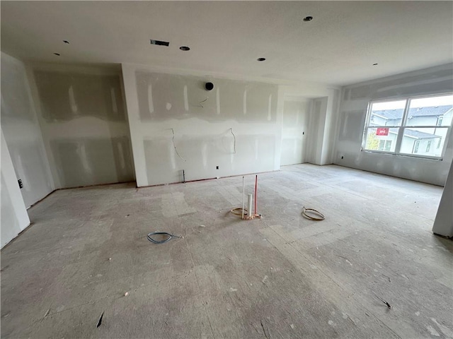 17013 Parkhill St, Overland Park, KS 66221 - view of empty room