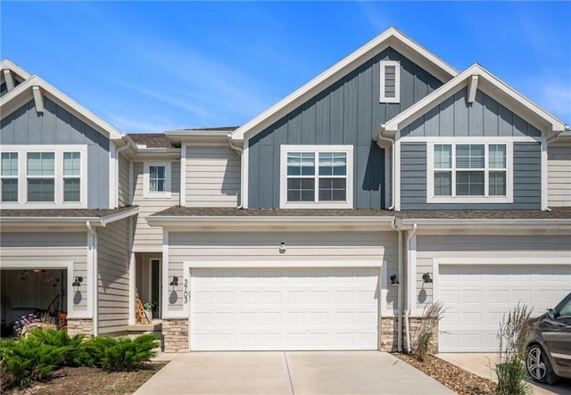3703 SW Walsh Dr, Lees Summit, MO 64082 - photo 2
