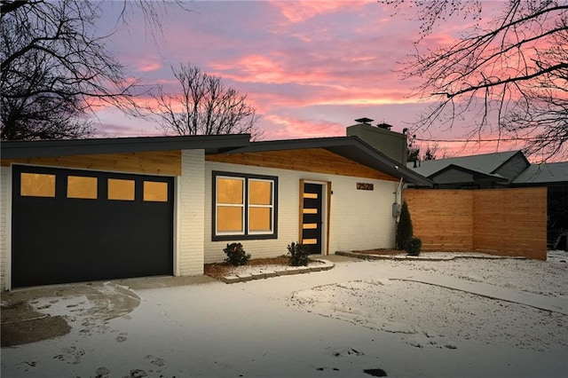 view of front of house featuring a garage