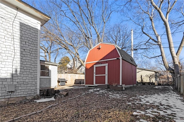 view of outbuilding