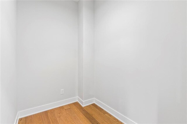 17151 W 168th Pl, Olathe, KS 66062 - empty room featuring light wood-type flooring and baseboards