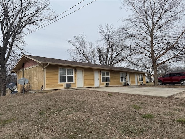 view of front of house featuring a patio