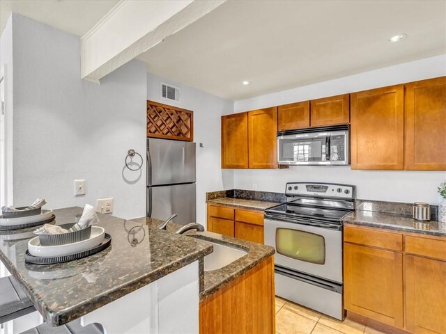 4727 Jarboe St Unit 109, Kansas City, MO 64112 - photo 11