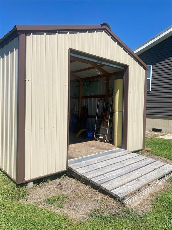 200 Ramsey Dr, Craig, MO 64437 - view of outdoor structure with a garage and an outdoor structure