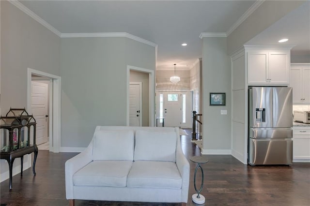 living room with ornamental molding, recessed lighting, dark wood-type flooring, and baseboards