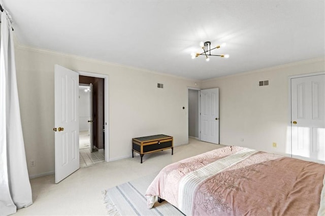 carpeted bedroom with an inviting chandelier, baseboards, visible vents, and crown molding