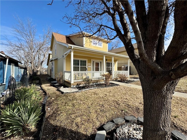 view of front of property featuring a porch