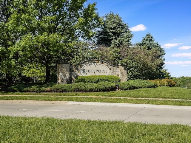 1716 NW 54th Ter, Kansas City, MO 64118 - view of community sign