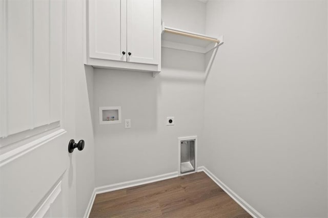 laundry room with washer hookup, dark wood-style flooring, hookup for an electric dryer, and baseboards