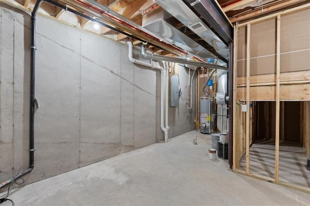 25029 W 94th Ter, Lenexa, KS 66227 - unfinished below grade area featuring water heater and electric panel