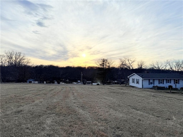 Listing photo 2 for LOT1038 Lake Viking Ter, Gallatin MO 64640