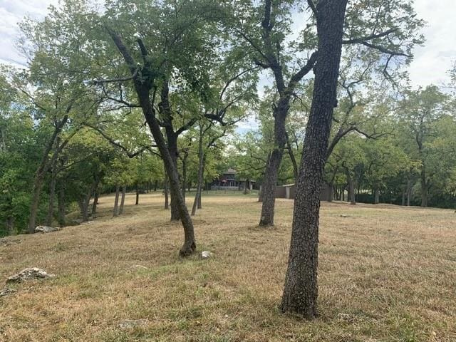 17017 Millcreek Rd, Loch Lloyd, MO 64012
