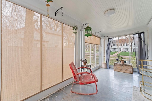 319 S Elm St, Ottawa, KS 66067 - sunroom / solarium with wood finished floors