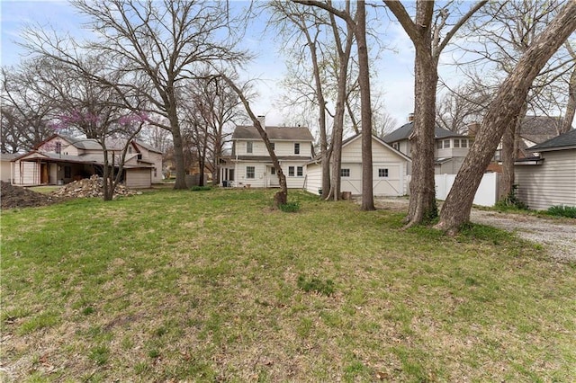 319 S Elm St, Ottawa, KS 66067 - view of green lawn with a residential view
