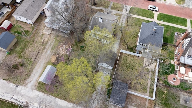 319 S Elm St, Ottawa, KS 66067 - aerial overview of property's location featuring nearby suburban area