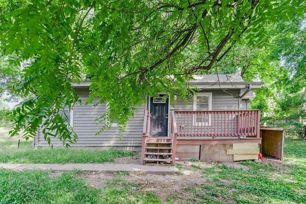 3361 N 60th St, Kansas City, KS 66104 - view of front of property