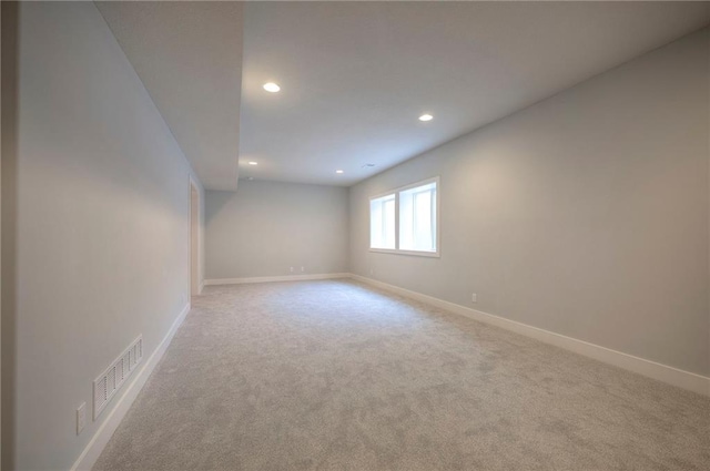 17372 S Kaw St, Olathe, KS 66062 - empty room featuring recessed lighting, carpet, and baseboards