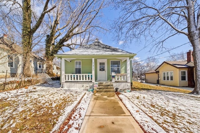 view of front of home featuring a porch