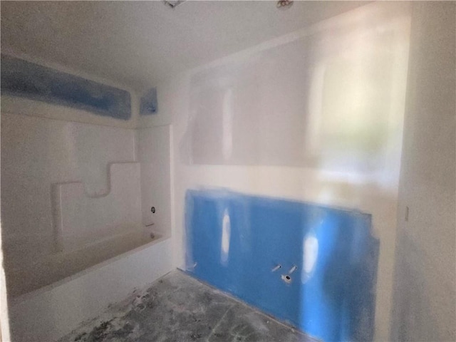 542 N Lexington St, Adrian, MO 64720 - view of full bath