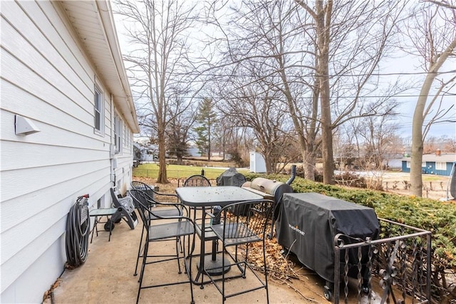 view of patio with outdoor dining space