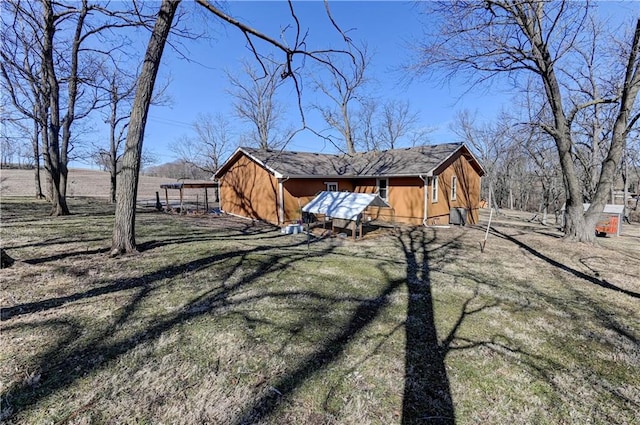 view of property exterior