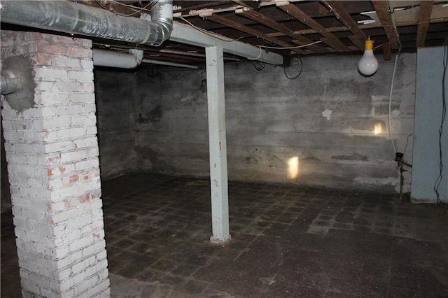 view of unfinished basement