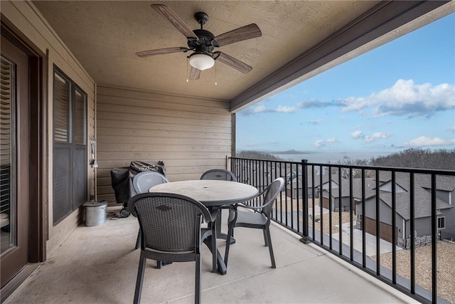164 Dogwood Park Trl, Branson, MO 65616 - balcony featuring a ceiling fan