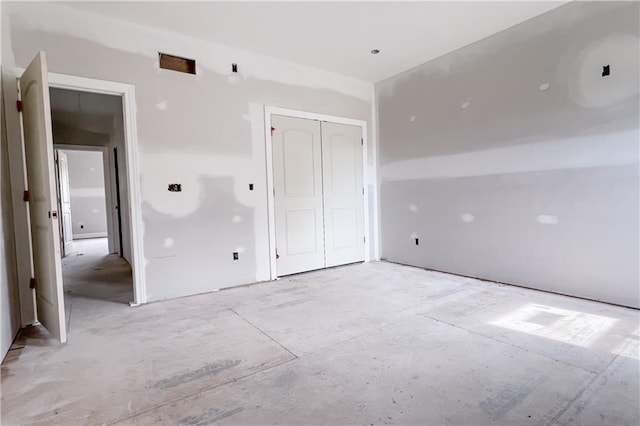 1107 Charles St, Knob Noster, MO 65336 - unfurnished bedroom featuring a closet