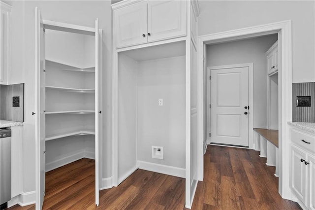 2409 Merlot Pl, Excelsior Springs, MO 64024 - view of closet