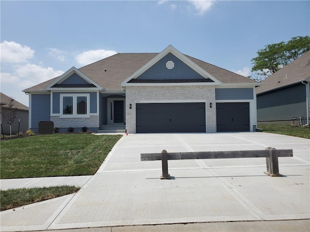 10216 N Winchester Ave, Kansas City, MO 64156 - photo 1