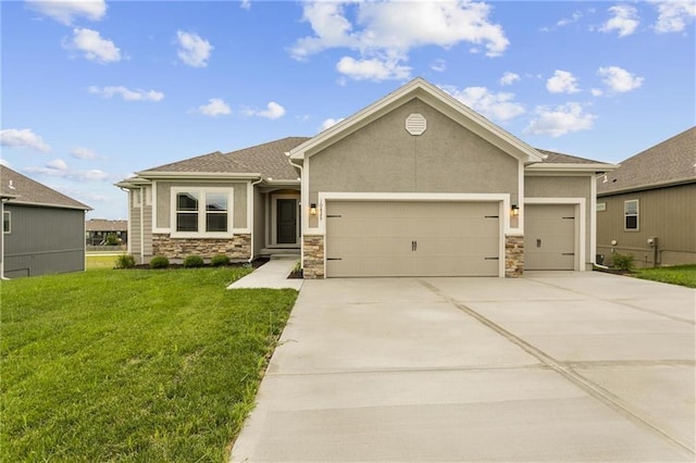 view of front facade with stucco siding, an attached garage, a front yard, stone siding, and driveway