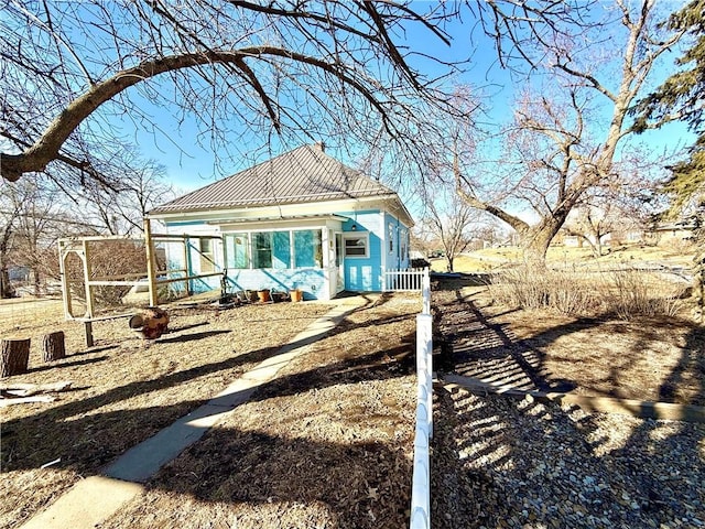 view of front of house