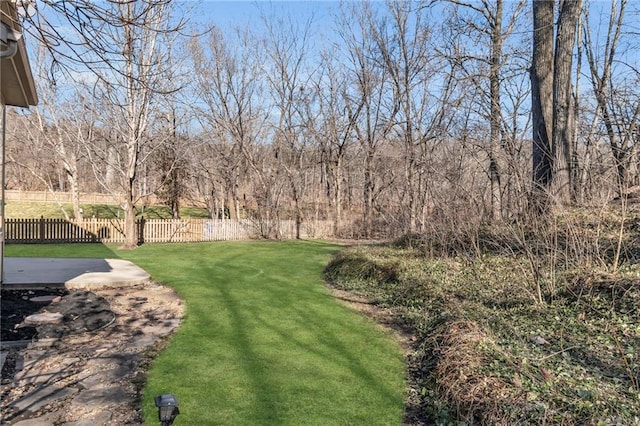 view of yard featuring fence