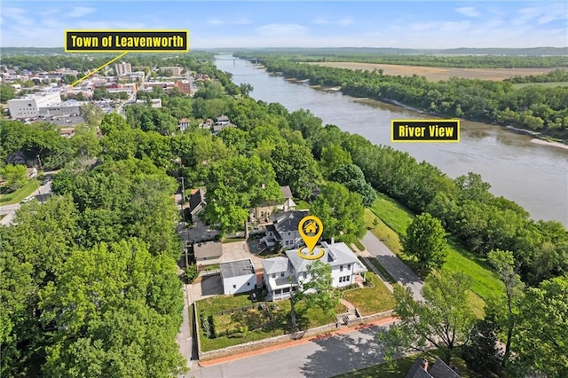 928 S Esplanade St, Leavenworth, KS 66048 - view of property location featuring a nearby body of water