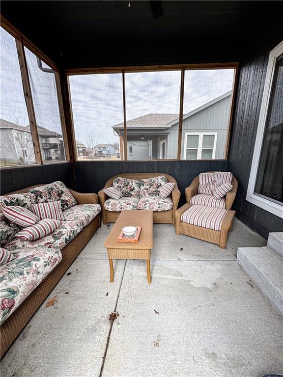 view of sunroom / solarium